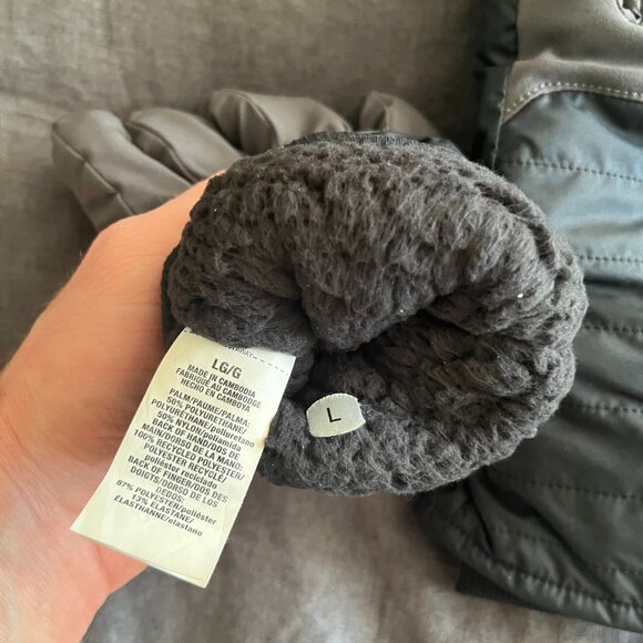 Under Armour Gloves - Picture 2 of 3